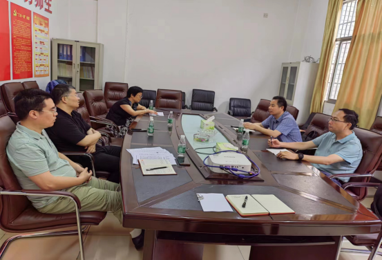 唐重振院长率队赴吉首大学科技处考察交流