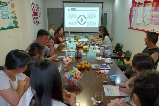 广西“粤桂合作”科技服务业公共服务平台建设项目合作伙伴（防城港市知识产权协会）举办技术交易及其法律风险防范培训暨科技成果投融资对接会